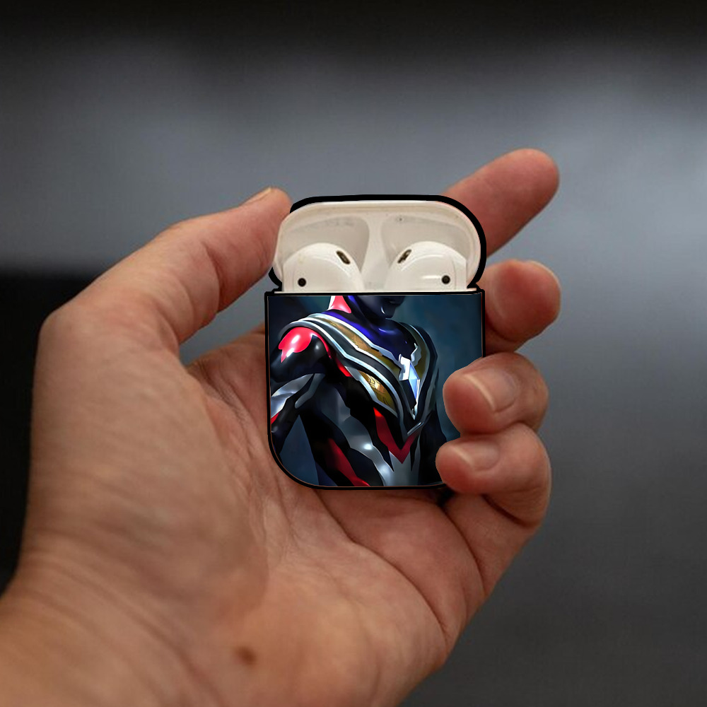 ウルトラマン Ultraman AirPods 第2世代保護ケース ハードシェル ブラック 耐衝撃・防指紋・カラビナ付き