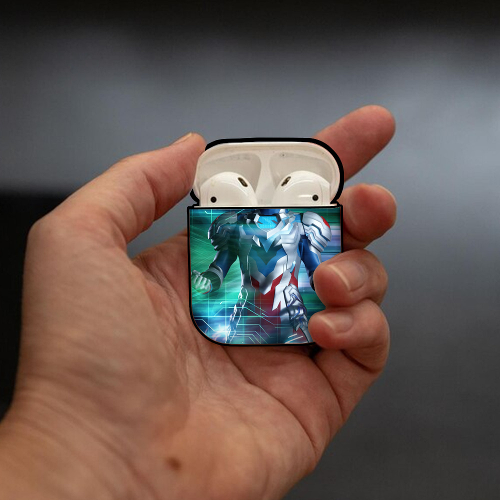 ウルトラマン Ultraman AirPods 第2世代保護ケース ハードシェル ブラック 耐衝撃・防指紋・カラビナ付き